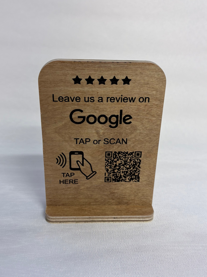 Google-arvostelu QR-koodikyltti NFC tagilla