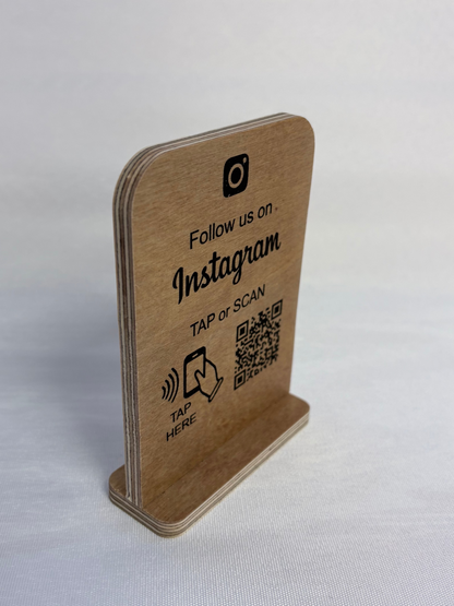 Instagram QR-koodikyltti NFC tagilla