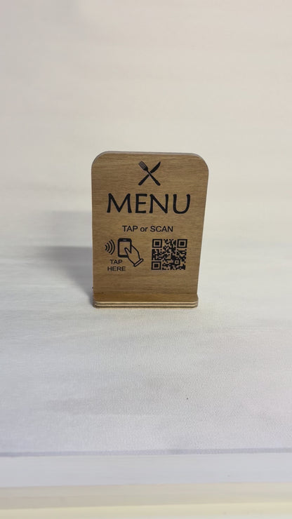 MENU QR-koodikyltti NFC tagilla