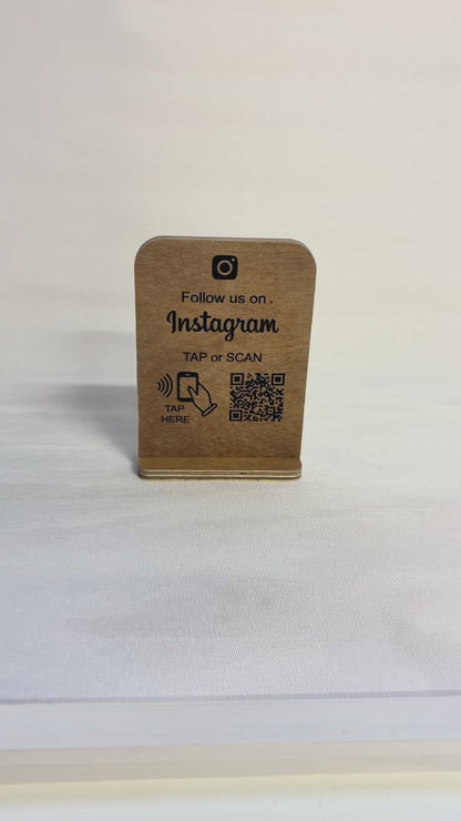Instagram QR-koodikyltti NFC tagilla