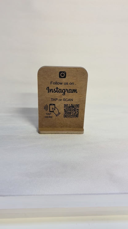 Instagram QR-koodikyltti NFC tagilla